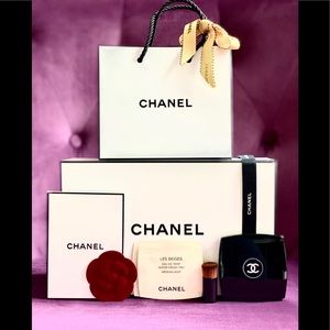 COPY - Luxury CHANEL Mirror Set